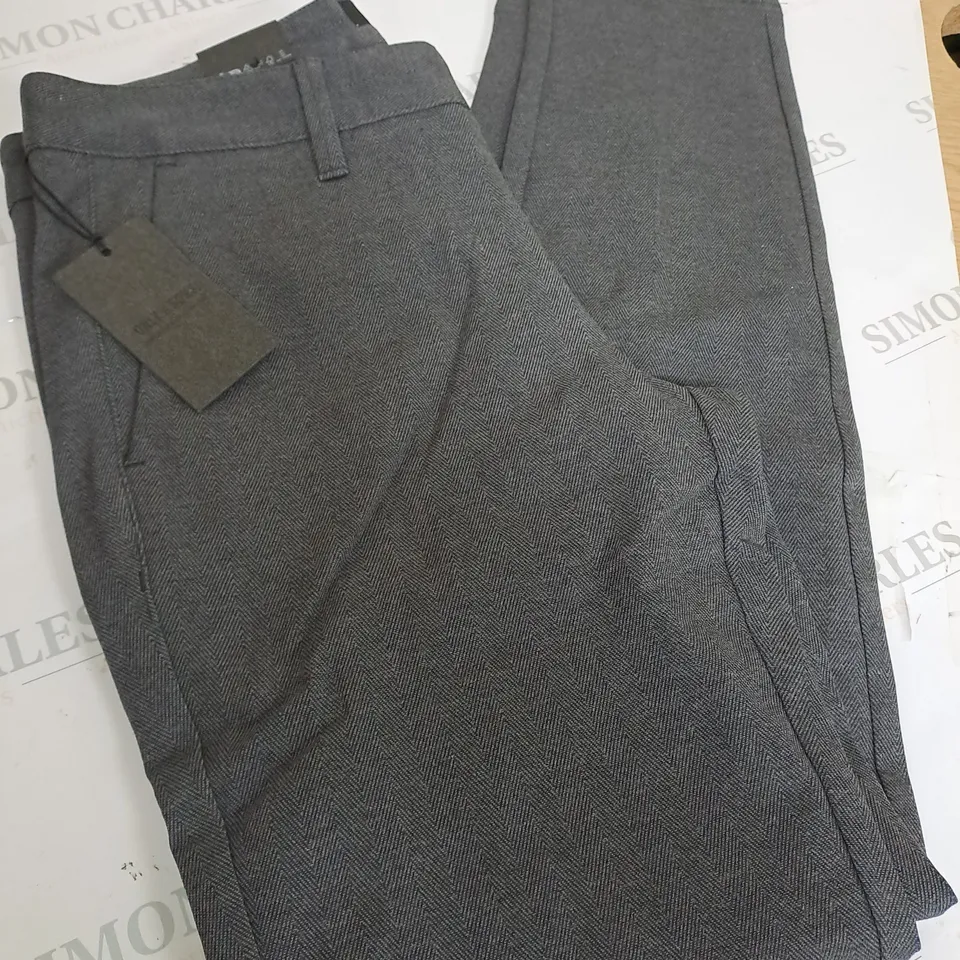ONLY AND SONS DARK GREY TROUSERS SIZE 32