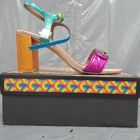 BOXED PAIR OF KURT GEIGER OPEN TOE BLOCK HEEL SANDALS IN MULTICOLOUR SIZE EU 39