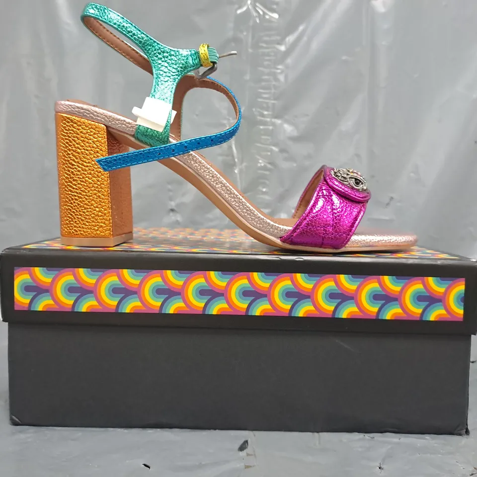 BOXED PAIR OF KURT GEIGER OPEN TOE BLOCK HEEL SANDALS IN MULTICOLOUR SIZE EU 39