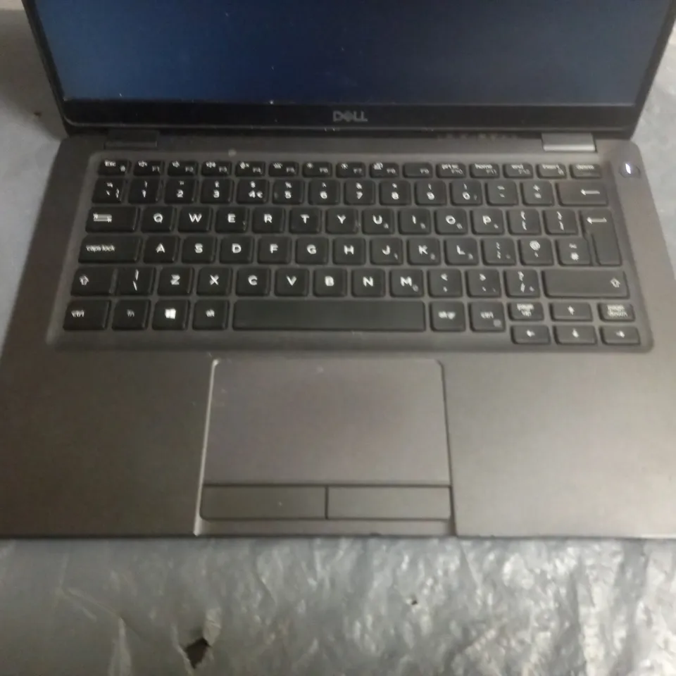 UNBOXED DELL 5300 LAPTOP