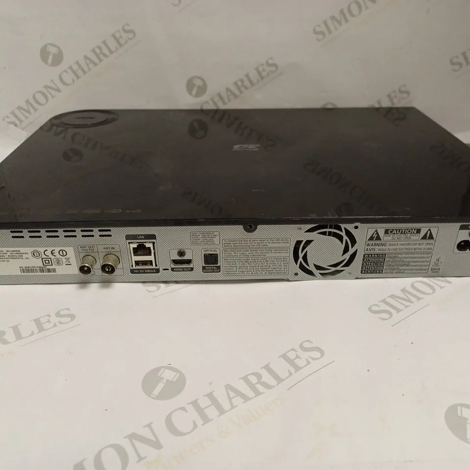 SAMSUNG SMART 3D BLU-RAY PLAYER. 