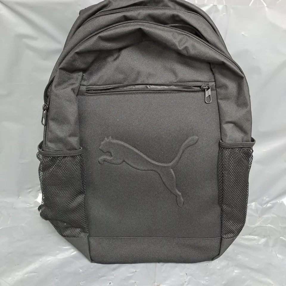 PUMA BUZZ BACKPACK IN BLACK