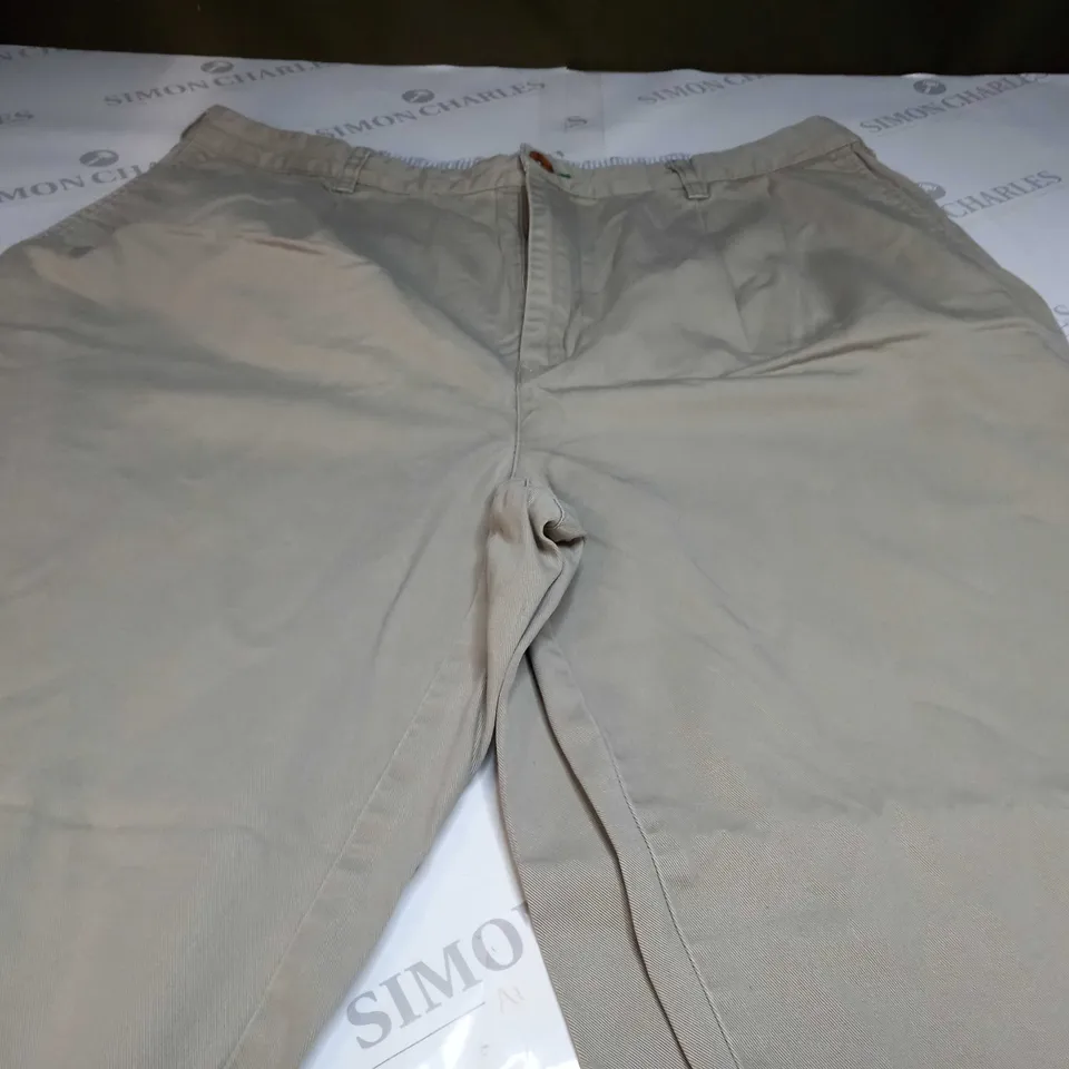 TOMMY HILFIGER JEANS IN PALE KHAKI - 39/32