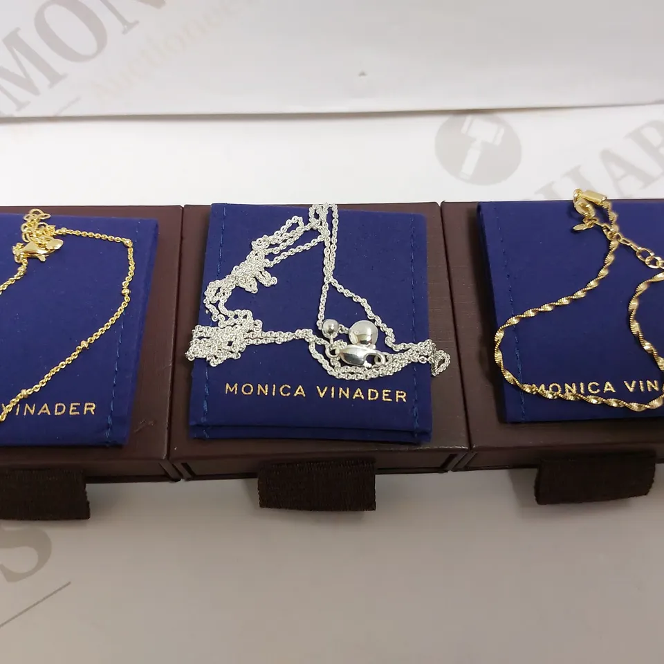 BOX OF 3 MONICA VINADER ITEMS TO INCLUDE 2 GOLD EFFECT BRACELETS AND 1 SILVER EFFECT NECKLACE