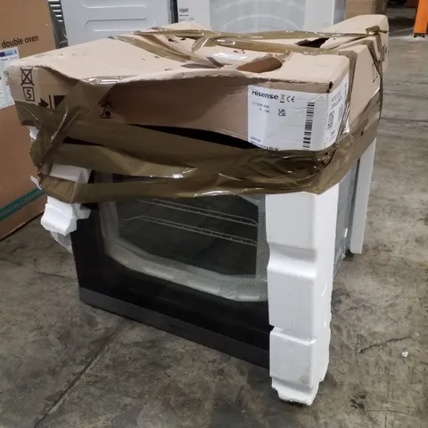 HISENSE INTEGRATED SINGKE OVEN BLACK BSA63222ABUK