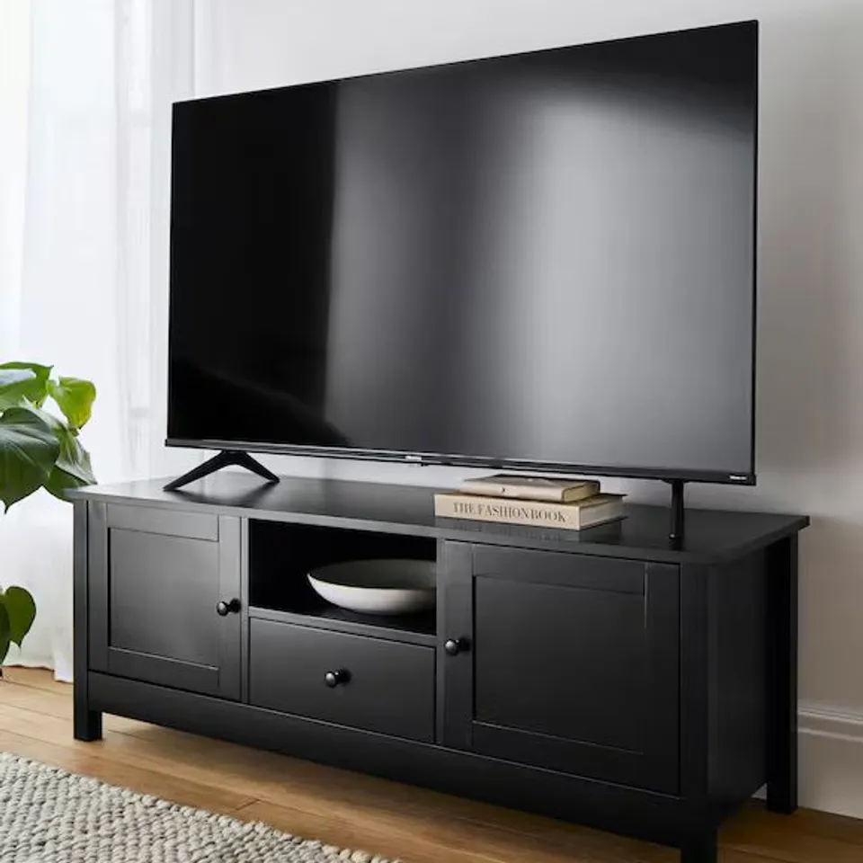 BOSWORTH TV UNIT  
