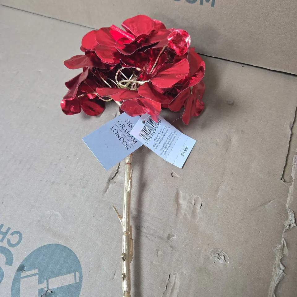 BOX OF APPROXIMATELY 11 X GISELA GRAHAM RED FLOWER DECORATIONS 