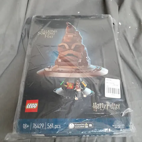 BOXED LEGO HARRY POTTER TALKING SORTING HAT - 76429