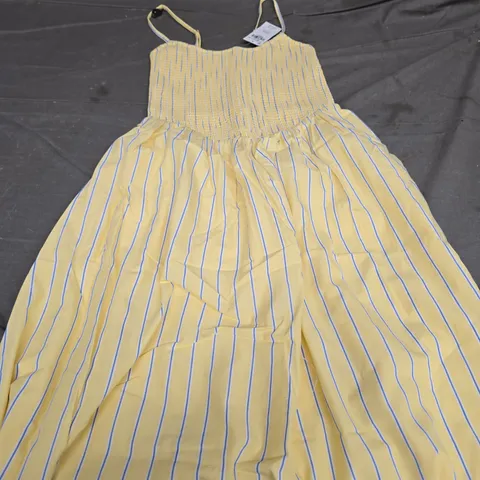 ABERCROMBIE AND FITCH SUMMER DRESS - SIZE XS