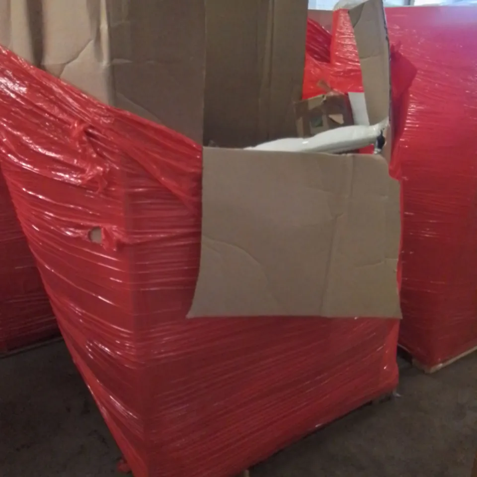 PALLET CONTAINING ASSORTED HOUSEHOLD & HOME IMPROVEMENT PRODUCTS. INCLUDES TOILET SEAT, CLEANING DEVICE, CHOCOLATE FONDUE FOUNTAIN ETC 