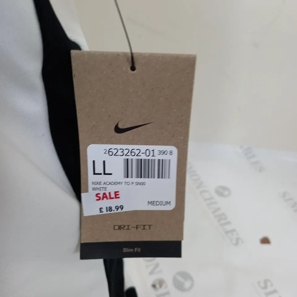 NIKE ACADEMY WHITE T-SHIRT - MED