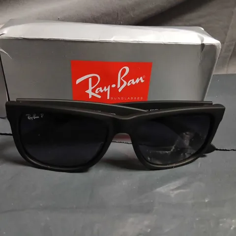 RAY-BAN JUSTIN RB4165 SUNGLASSES – BLACK FRAME, POLARISED, BOXED
