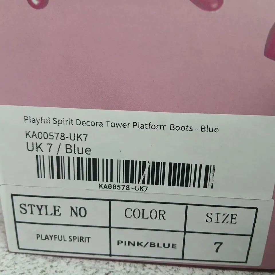 KOI PLAYFUL SPIRIT DECORA TOWER PLATFORM BOOTS SIZE 7