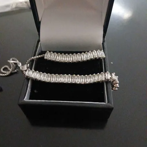 DIAMONIQUE FRIENDSHIP BRACELET RHODIUM PLATED