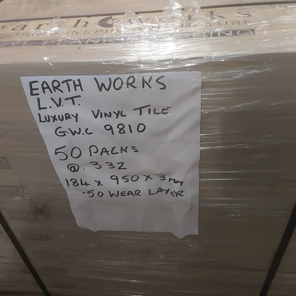 PALLET CONTAINING APPROXIMATELY 50x PACKS OF BRAND NEW EARTH WORKS LVT LUXURY VINYL TILE G.W.c 9810 50 PACKS 184 x 950X3MM 50 WEAR LAYER