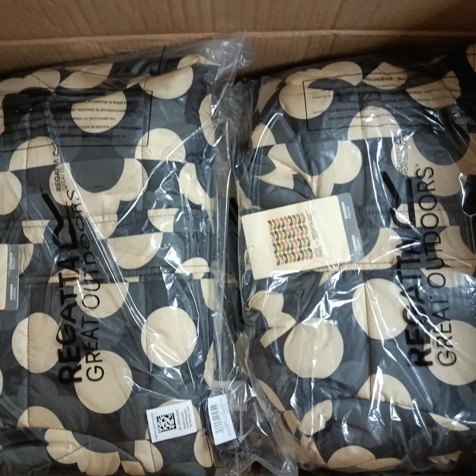 APPROXIMATELY 12 BRAND NEW REGATTA ORLA GIRL PADDED JACKETS IN FRILLY FLOWER MONO - 7-8YRS