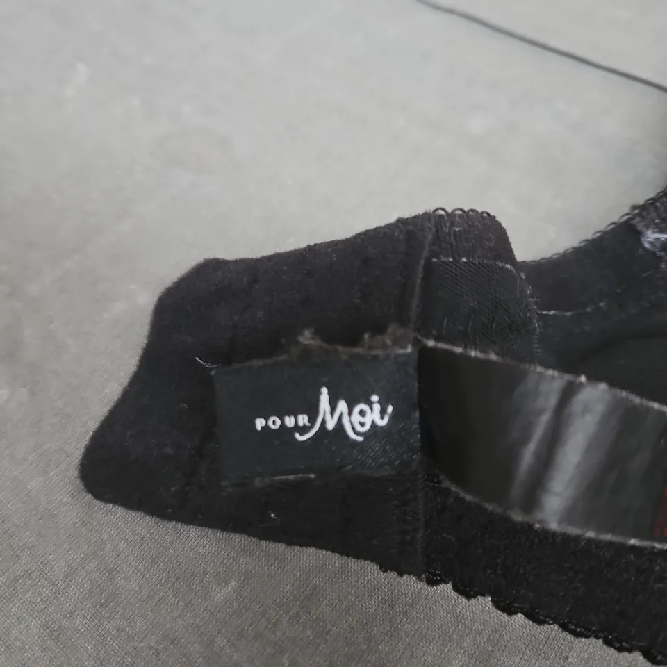 POUR MOI BLACK BRA – WOMEN'S LINGERIE