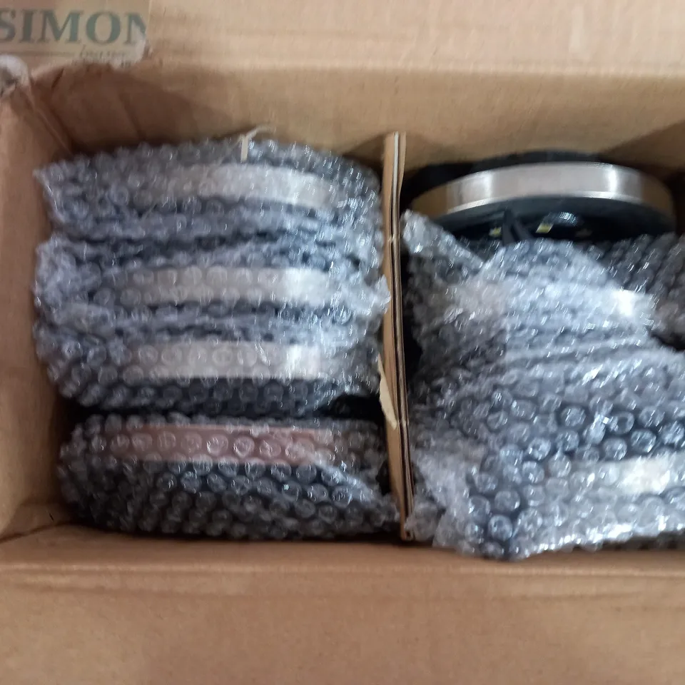 BELL & HOWELL OUTDOOR SOLAR LIGHTS 