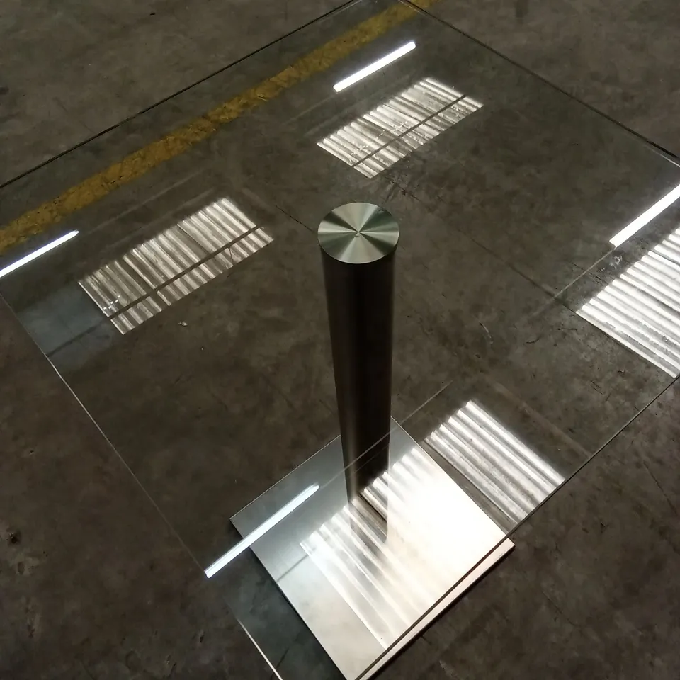 QUALITY DESIGNER BESPOKE SQUARE GLASS TOP BAR TABLE