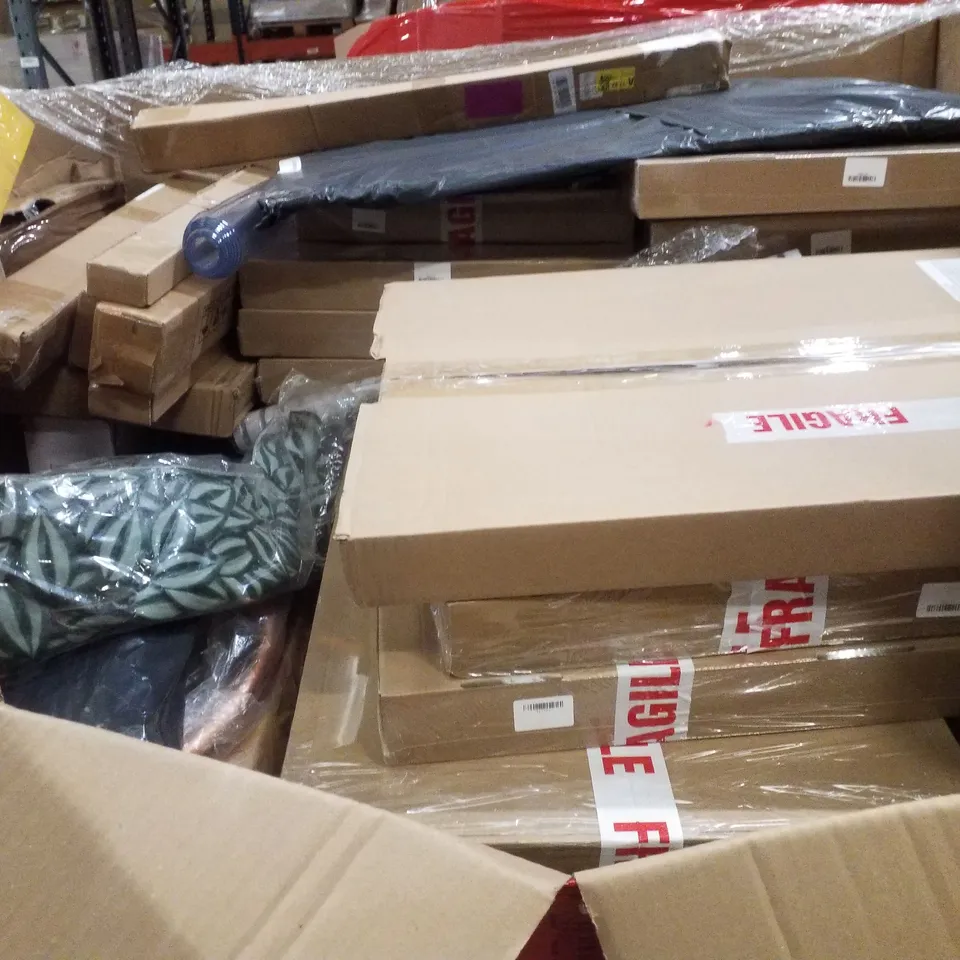 PALLET CONTAINING ASSORTED PRODUCTS INCLUDING ROLLABLE PUZZLE MAT SET, FLOOR MAT, STAIR CARPET RODS, CHILDRENS TRIKE & SOLAR WINDOW FILM