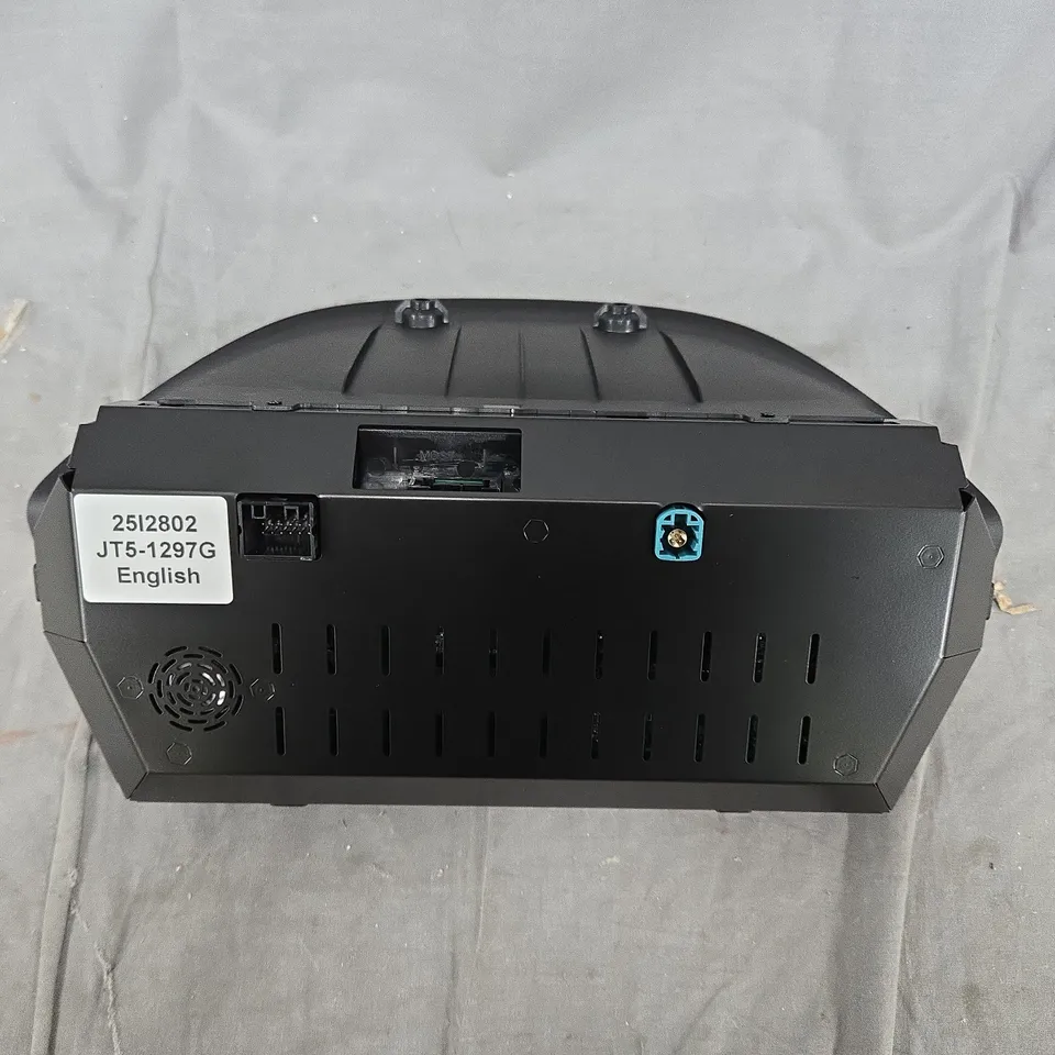 IN-CAR ENTERTAINMENT MONITOR/DISPLAY UNIT