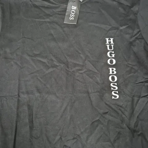 HUGO BOSS T-SHIRT IN BLACK SIZE UNSPECIFIED