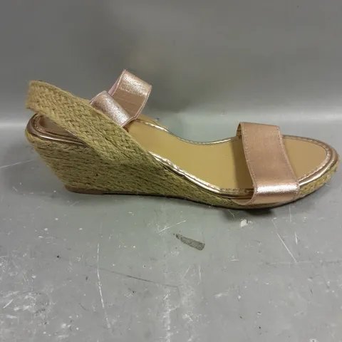 PAIR OF LIPSY LONDON WEDGE HEEL SLIP ON SHOES - 8