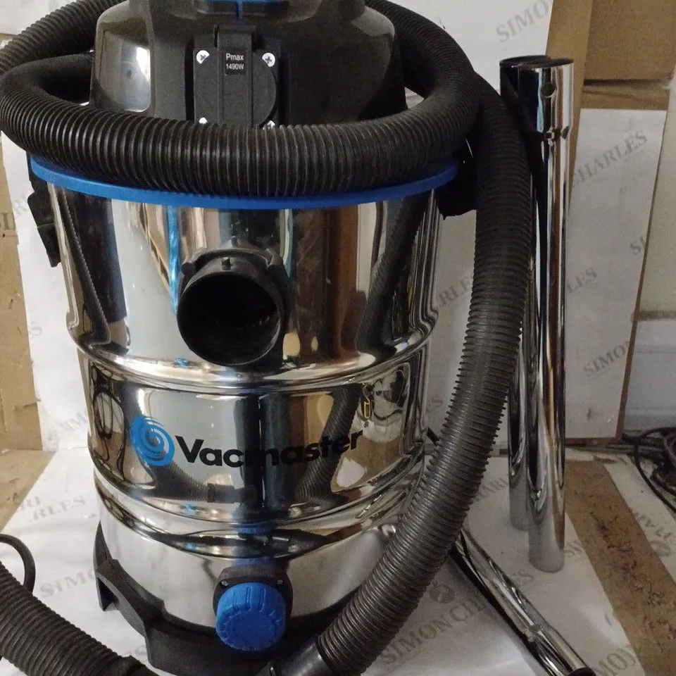 VACMASTER WET AND DRY VACUUM CLEANER 