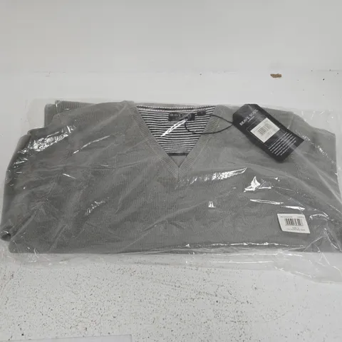 BAGGED BRAVE SOUL V-NECK SWEATER IN GREY - SMALL