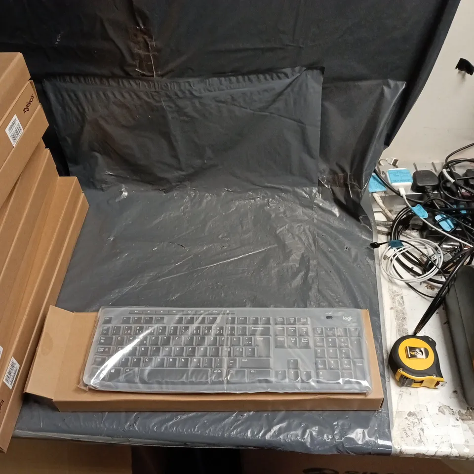 LOGITECH MK270 WIRELESS KEYBOARD