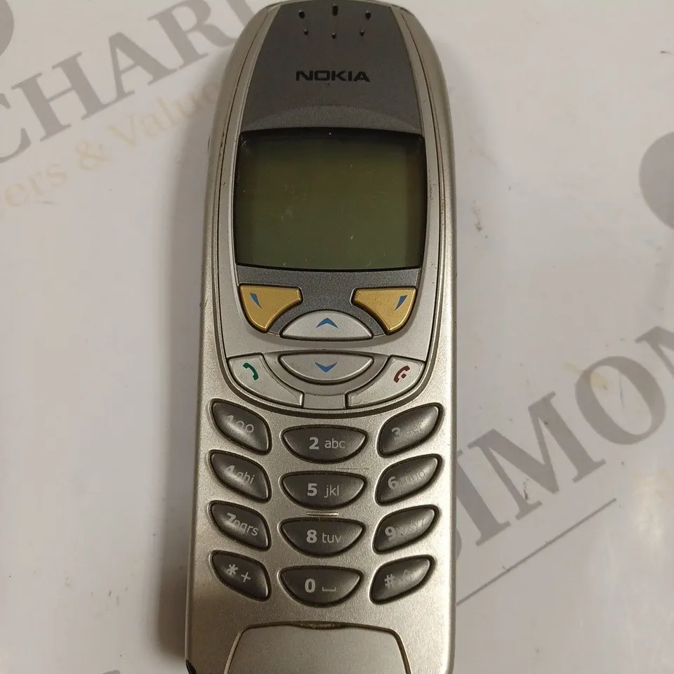 NOKIA 6310I MOBILE PHONE