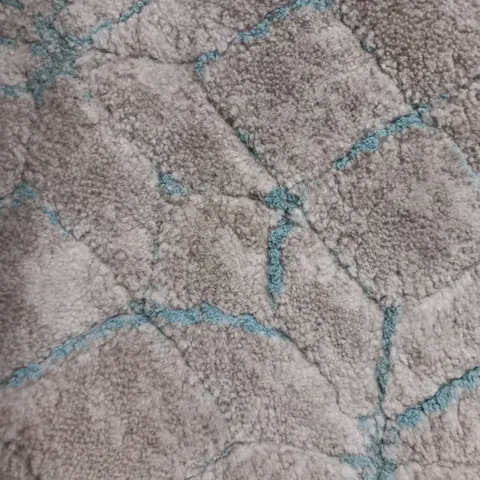 NATUZZI EDITIONS MP PATINA TAPPETO TURQUOISE RUG APPROXIMATELY 200 X 290CM