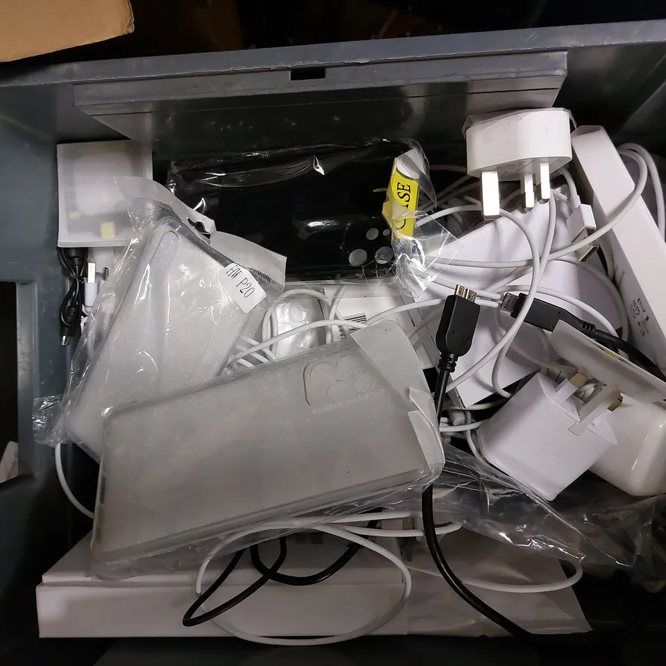 BOX OF APPROX 20 ITEMS TO INCLUDE PANZER GLASS PROTECTOR, ASSORTED CHARGING LEADS AND ASSORTED CASES