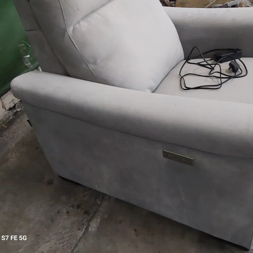 QUALITY ITALIAN DESIGNER ADRIANO POWER RECLINING EASY CHAIR LIGHT GREY FABRIC 