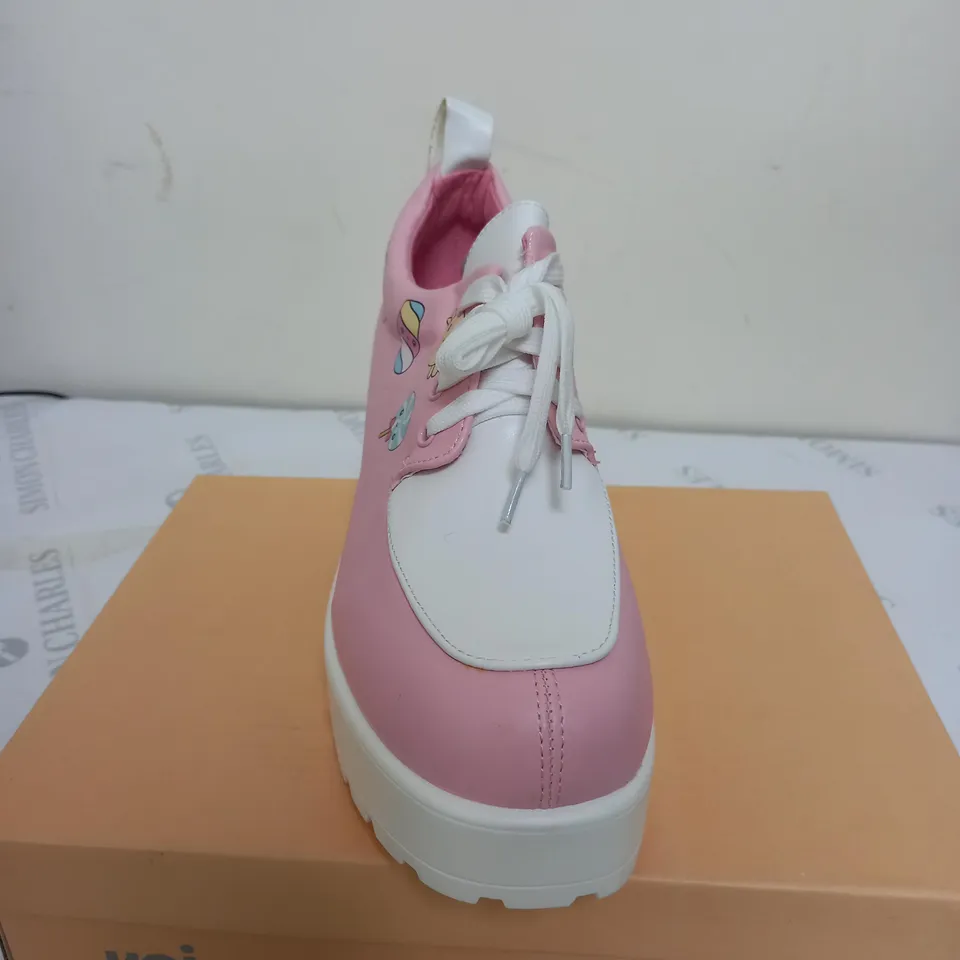 BRAND NEW BOXED PAIR OF KOI VEGAN LEATHER CANDY PASTEL CHUNKY IN PINK UK SIZE 8