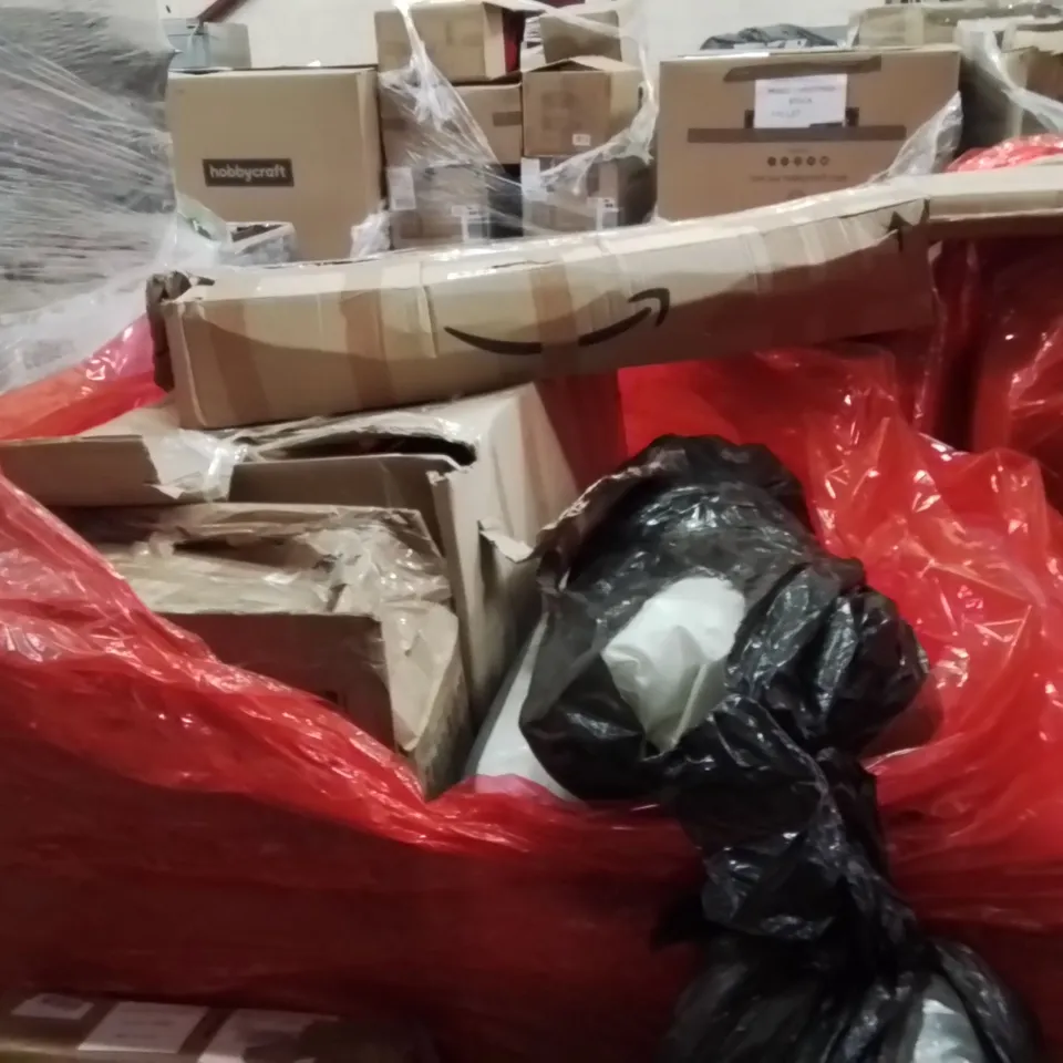 PALLET OF ASSORTED HOUSEHOLD GOODS AND PRODUCTS TO INCLUDE;TRAMPOLINE DOG BED