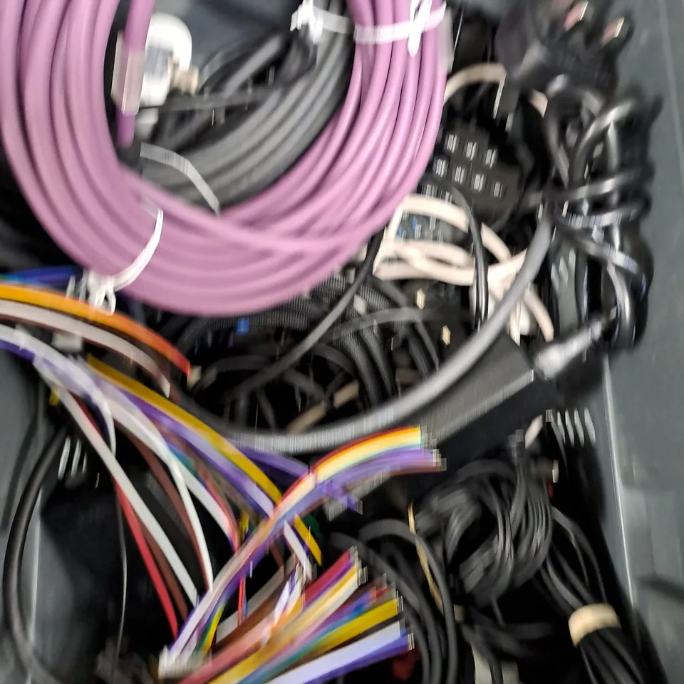 APPROXIMATELY 15 ASSORTED HOUSEHOLD ITEMS TO INCLUDE REPLACEMENT REMOTES, POWER SUPPLIES, COAX CABLE ETC 