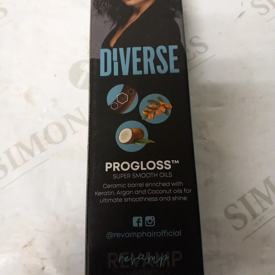 BOXED REVAMP PROGLOSS DIVERSE SUPER SMOOTH OILS CERAMIC BARREL ENRICHED WITH KERATIN, ARGAN AND COCONUT OIL
