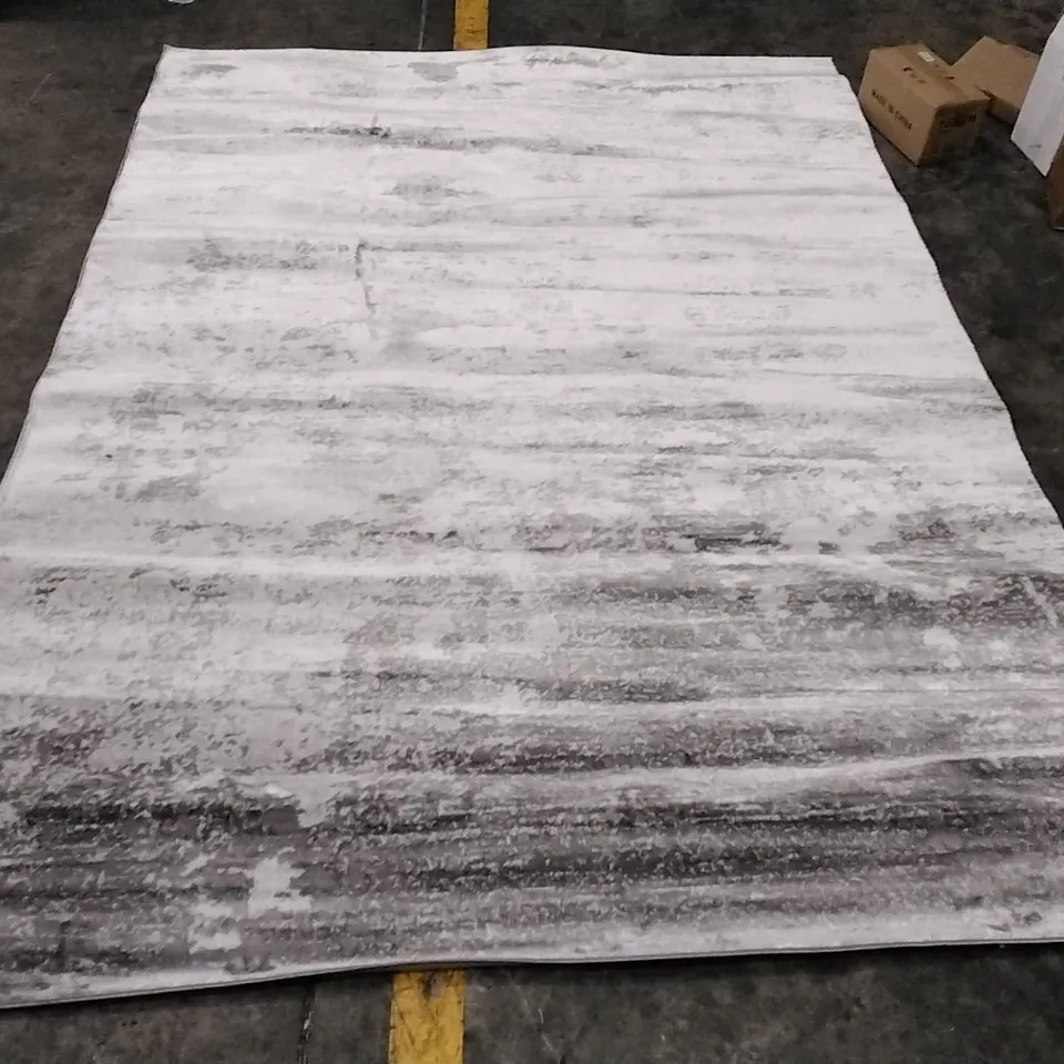 POWER LOOM CHARCOAL/WHITE RUG APPROXIMATELY 270X200CM