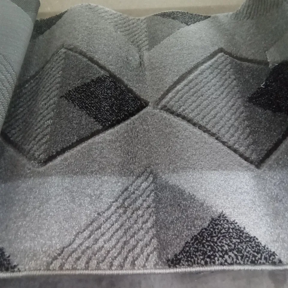 LUXURY 3D ZIGZAG MACHINE WOVEN GREY 60X110CM