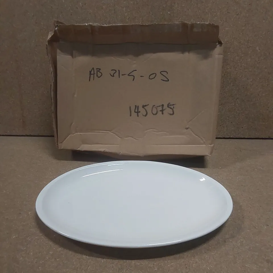 BOXED SET OF 4 PURE WHITE OVAL PLATES 