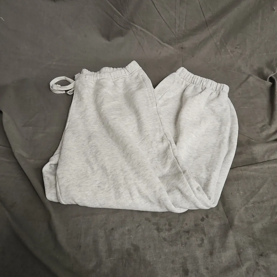 HOLLISTER SWEATPANTS IN XS SHORT