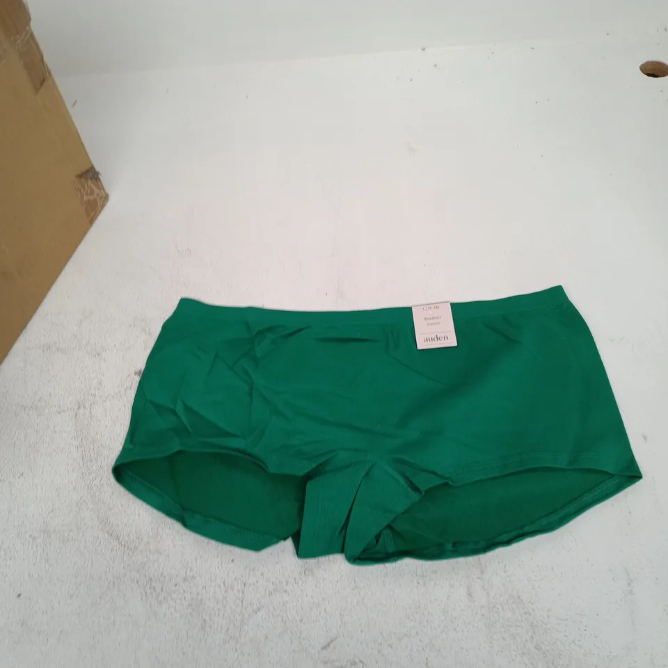 BOX OF APPROXIMATELY 60 GREEN BOYSHORTS IN ASSORTED SIZES
