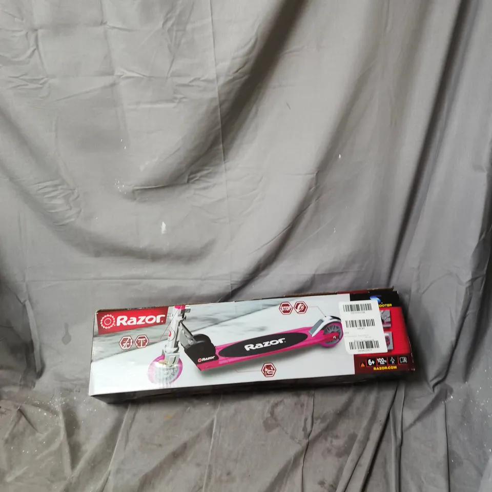 RAZOR SPORTS SCOOTER  RRP £39.99