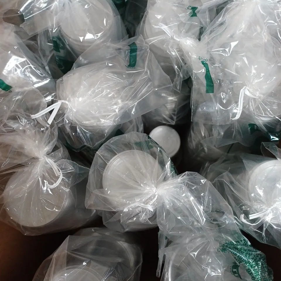 BOX OF APPROXIMATELY 1000 SOLO ULTRA CLEAR PLASTIC CUPS 354ML EACH 