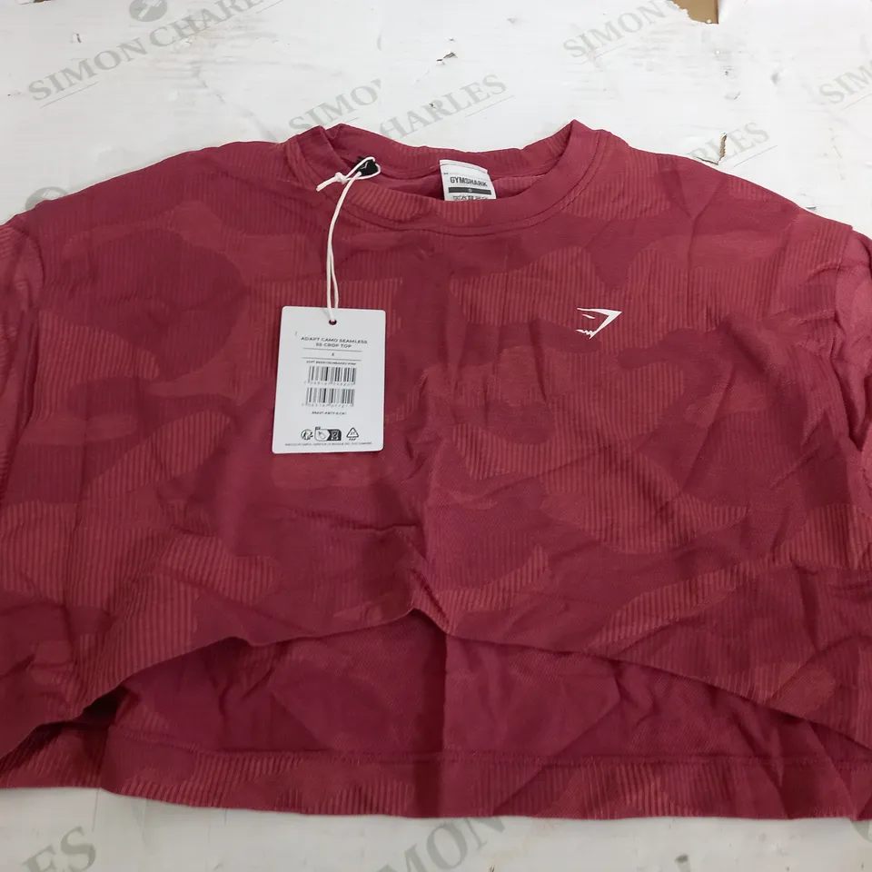 GYMSHARK ADAPT CAMO SEAMLESS SS CROP TOP - SMALL