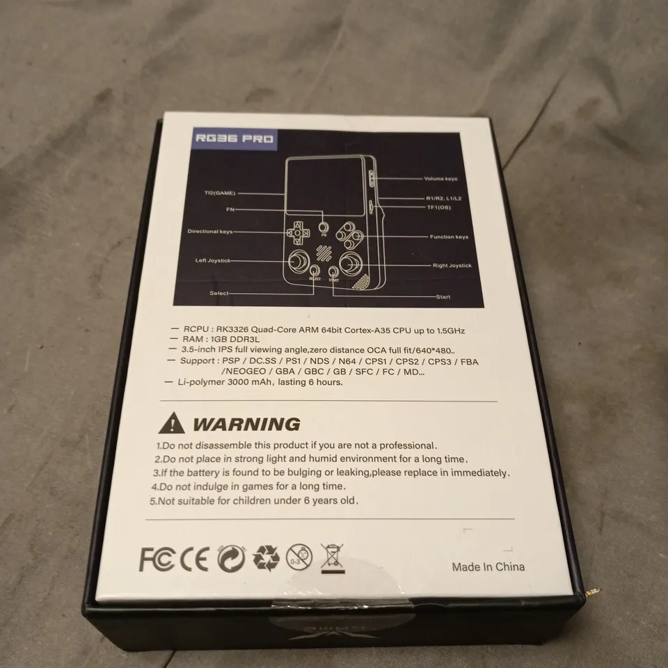 SEALED RG36 PRO HANDHELD GAME CONSOLE