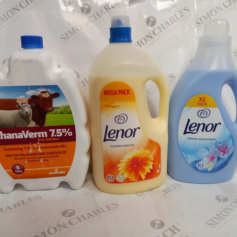 BOX OF APPROX 4 ASSORTED LIQUIDS TO INCLUDE - LENOR SUMMER BREEZE - LENOR SPRING BREEZE - CHANAVERM 7.5% 