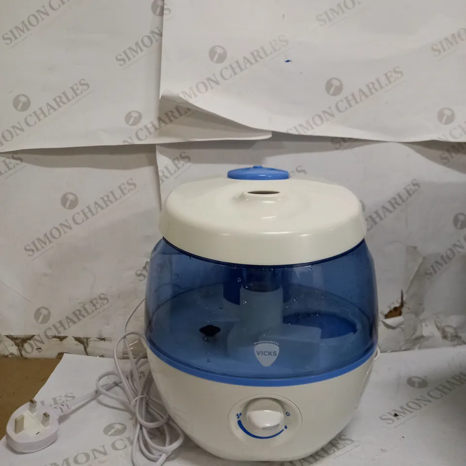 VICKS VUL575 SWEET DREAMS COOL MIST HUMIDIFIER WITH IMAGE PROJECTOR