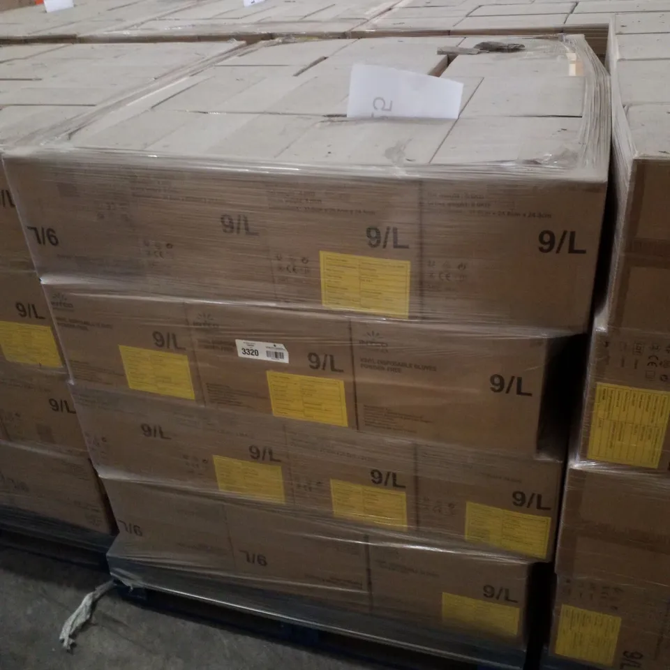 PALLET CONTAINING APPROXIMATELY 560 INTCO VINYL GLOVES 100PK LARGE